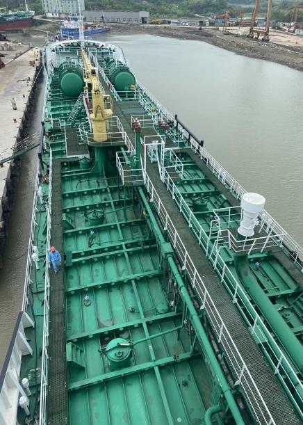 6250 Dwt Oil/Chemical Tanker (IMO II) Heating Coils, 3 Segregations 6250 Dwt Oil/Chemical Tanker (IMO II) Heating Coils, 3 Segregations