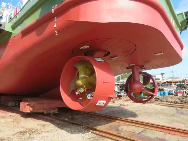 1500 PS Z-P Tugboat